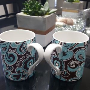 Set of gorgeous CORELLE mugs